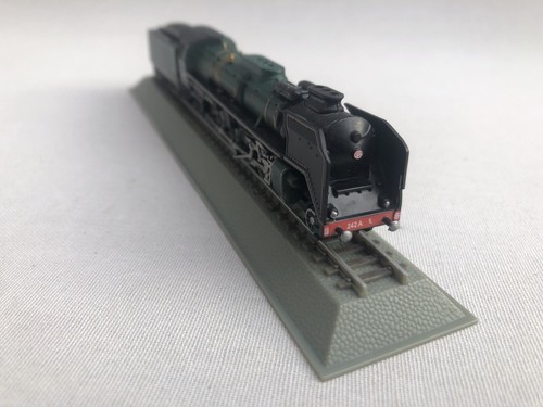 Del Prado 1:160 N Gauge SNCF 242 A1 4-8-4 Steam Locomotive Static Model GC - Picture 5 of 11