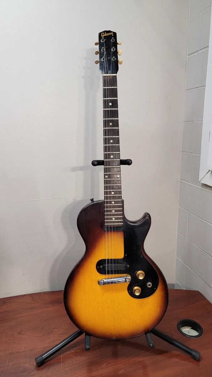 Vintage 1960 Gibson Melody Maker Sunburst Electric 6 String Guitar