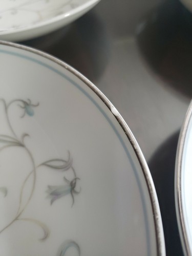 Noritake Alicia Fruit Bowls Trimmed in Platinum - set of 6 - Picture 3 of 4