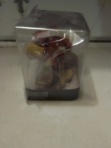 Disney Infinity Hulkbuster Figure 3.0 And One Web Card Reader - Picture 6 of 8