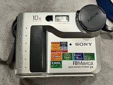 Sony Mavica MVC-FD75 Floppy Disk Still Video Digital Camera W/ Battery Untested