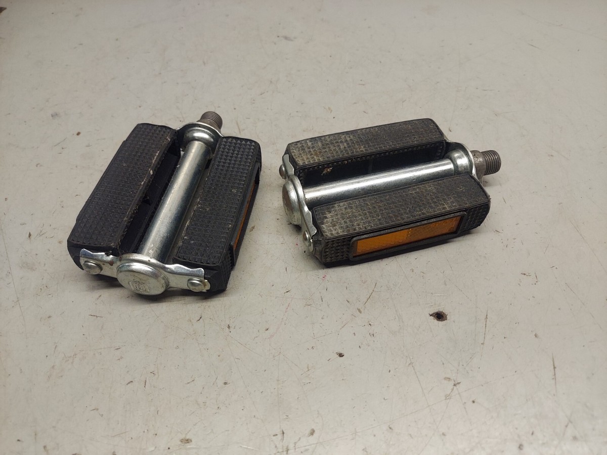 Union K10491 Rubber Block Bicycle Pedals 9/16