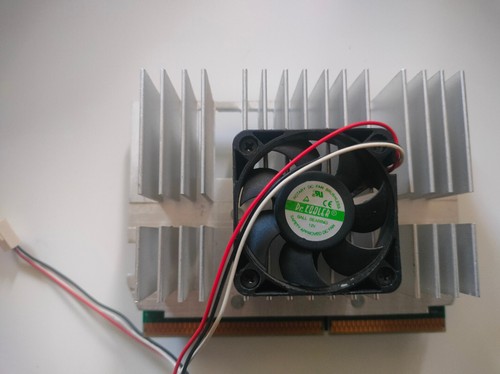 INTEL PENTIUM III SL3XK Slot 1 Processor 650/256/100/1.65V + FOXCONN COOLER - Picture 3 of 3