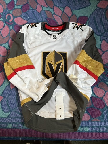 Vegas Golden Knights Team Issued Adidas MiC NHL Hockey Trikot weiß Away 54 Neu mit Etikett - Bild 4 von 5