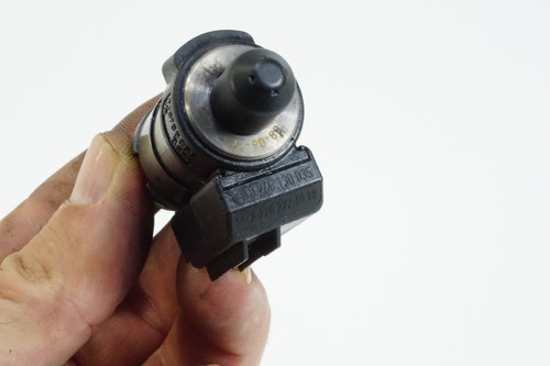 mercedes w204 c300 clS550 s550 e550 ml350 gl450 transmission solenoid valve BLK - Picture 8 of 16
