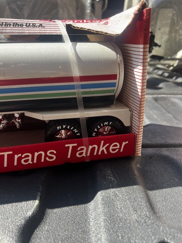 Nylint Silver Knight 18 Wheeler The Associates Tanker truck New In Box USA - Picture 5 of 10