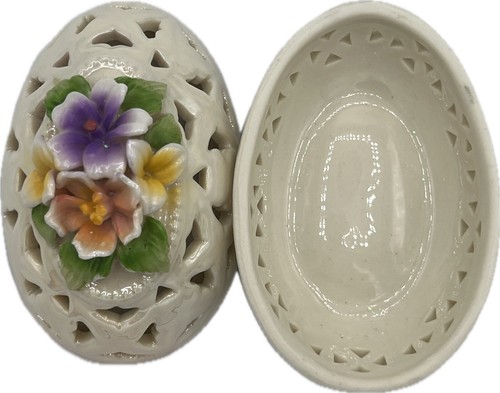 Piatto abbeveratoio vintage bianco bianco ovale filigrana uovo ceramica con coperchio pasquale - Foto 5 di 7