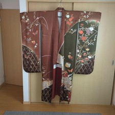 Kimono Furisode Price reduction reddish brownbrownbutterflyflowersimplebrowncomi