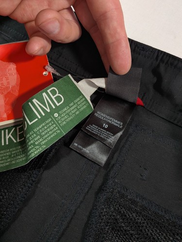 Pantaloni cargo convertibili The North Face Paramount Trail donna W32 L31 neri nuovi con etichette - Foto 6 di 14