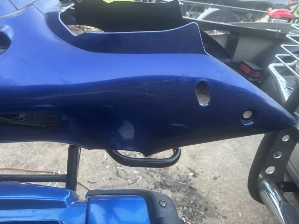 99-07 铃木 Hayabusa GSX1300R 后尾整流罩面板 — 第 4/4 张图片