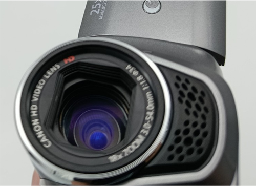 Canon Legria HF R205 Camcorder Full HD, kompakt, 20 facher Zoom - Bild 5 von 8