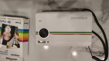 Polaroid Z2300 10MP Digital Instant Print Camera w charger and printing paper