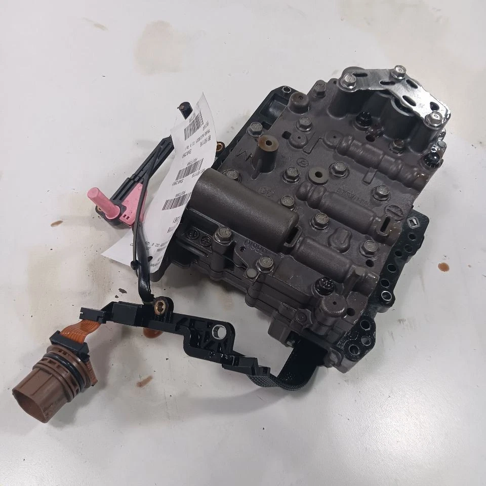 Cuerpo de válvula de transmisión automática Kia Sorento 2.4 2018 2017 2016 Foto 2 de 4