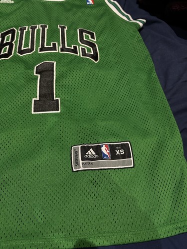 BULLS DERRICK ROSE #1 GREEN SWINGMAN JERSEY XS ADULT - Picture 1 of 3