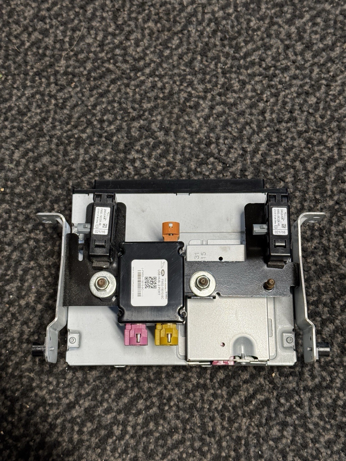 Picture 3 of 4