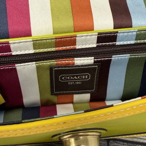 Borsa pochette Coach Zoe giallo verde Chartreuse in pelle nuova con etichetta - Foto 10 di 10