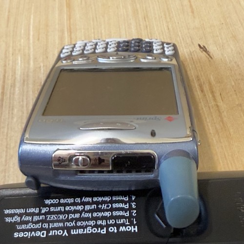 Teléfono Celular Palm Treo 650 Bluetooth 2.4" Sprint Usado-SIN PROBAR “Leer más abajo” - Imagen 5 de 13