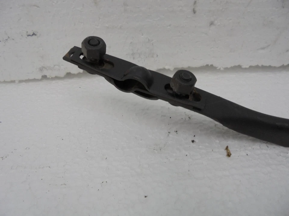 Acoplamiento de transmisión limpiaparabrisas Chevy C1500 lado izquierdo del conductor GMC OEM 88 98 96 94 92 Foto 3 de 4