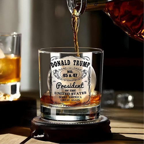 Bicchiere da whisky 2025 inciso Trump President n.45&47 Make America Great Again - Foto 5 di 13