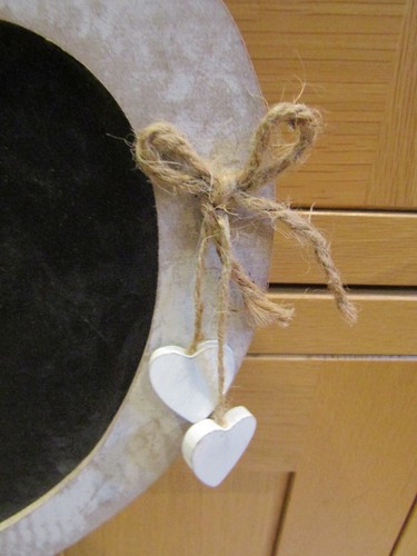 A White Framed Shabby Chic Heart Shape Chalk Board & A Matching Photo Frame, Tag - Picture 4 of 7