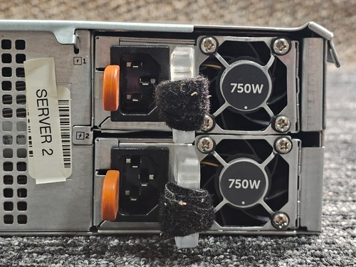 Serveur Dell Poweredge R520 100-240V 10A 50/60Hz, DP/N 0KCHY4 - Photo 9/12