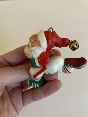 VTG 1982 Hallmark Jogging Santa Keepsake Ornament NO BOX Marathoner Runner Track - Picture 3 of 3