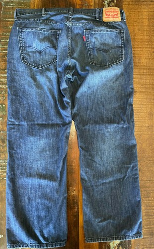 Levi's 559 Men's Jeans Distressed Straight Dark Wash Size 38x28 - Picture 4 of 12