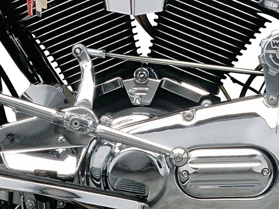 Kuryakyn 8393 Cylinder Base Side Cover Chrome Harley Davidson Softail 2007-2017 - Image 3 of 3