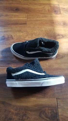Vans Old Skool Sherpa Shearling Black Fuzzy Fur Lined Sneaker Gr. Damen 5 - Bild 3 von 7