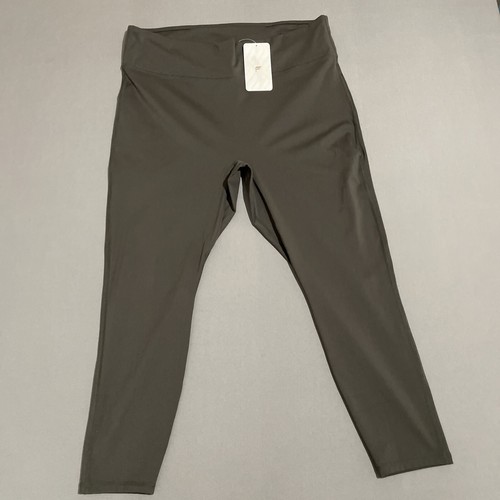 Fabletics Pants Womes 4X Plus Size Green Leggings Anywhere High Motion 365 Short - Picture 2 of 13