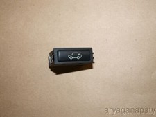 00-05 BMW M3 3 series E46 OEM trunk open pop up switch factory  61.31 8 365 579