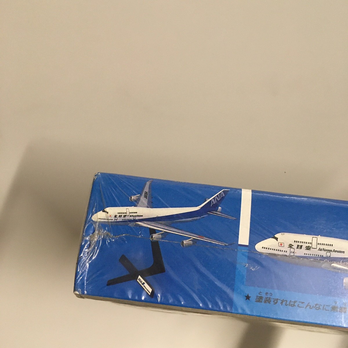 Hasegawa 1:400 Mini Liner ANA All Nippon Airways Boeing 747 Hasegawa 1:400 Mini Liner ANA All Nippon Airways Boeing 747