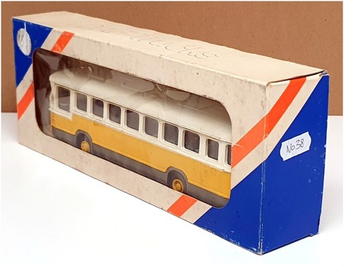 Lion Toys 1/50 Scale Diecast No.38 - DAF City-Bus - Yellow/White - Picture 5 of 5