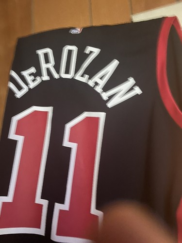 Nike Chicago Bulls City Ed NBA DeRozan Swingman Basket Ball Jersey NWT Men’s M - Picture 3 of 3