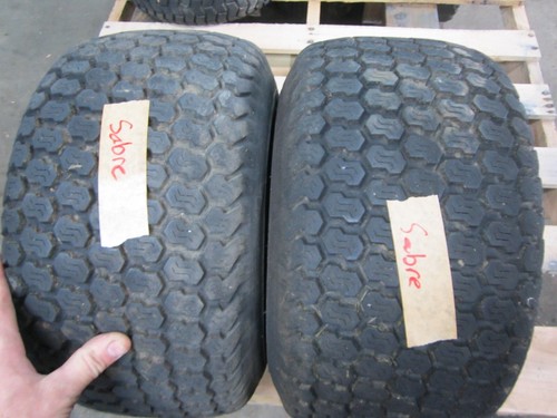 RUEDAS TRASERAS/LLANTAS Y NEUMÁTICOS JOHN DEERE SABRE 18X9,50-8 (PAR/JUEGO) - Imagen 4 de 4