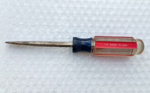 CRAFTSMAN TOOLS USA 41583, SCREWDRIVER, 1/4" FLAT/SLOTTED BLADE, 8" LONG. - Picture 3 of 10