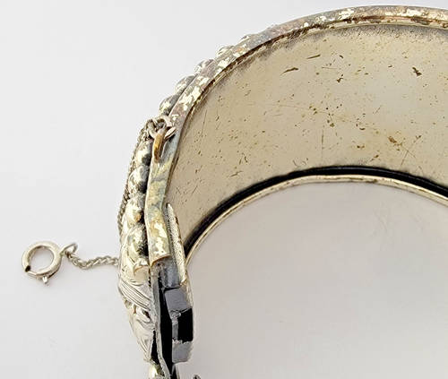 Vintage verzierter aufklappbarer Armreif Armband silberfarben Modeschmuck (Größe ca. 7 Zoll) - Bild 9 von 14