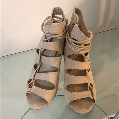 Nude Gladiator style lace up heels - Picture 3 of 7