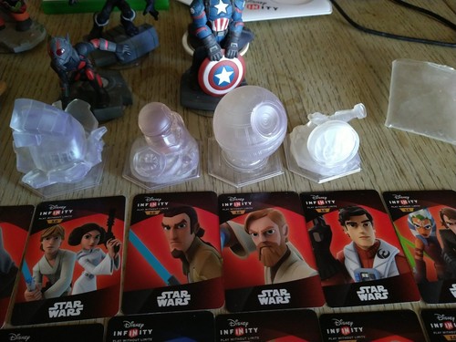 Disney Infinity 3.0 22 Figuren und Spiel Disc plus Station - Bild 3 von 7
