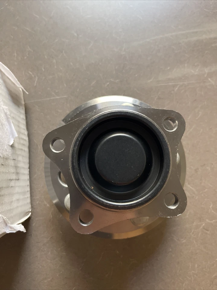 Wheel Bearing and Hub Assembly Rear R512208 fits 02-04 Toyota Camry - Image 3 of 4