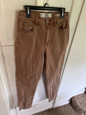 CLEARANCE!! Hollister - Brown Curvy High-Rise Mom Jeans - Juniors 3L (W26xL29)