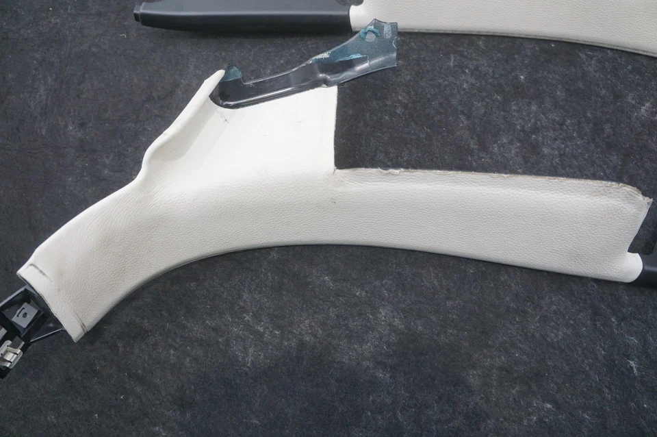 Set 2 Rear Left Right Lower C Pillar OEM 9156265 Rolls Royce Ghost Series I 2011 - Image 4 of 4