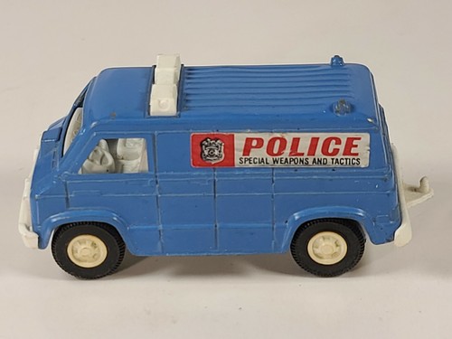 Vintage Tootsietoy Police Department SWAT Team Dodge Van 4" Diecast Scale Model - Picture 3 of 9