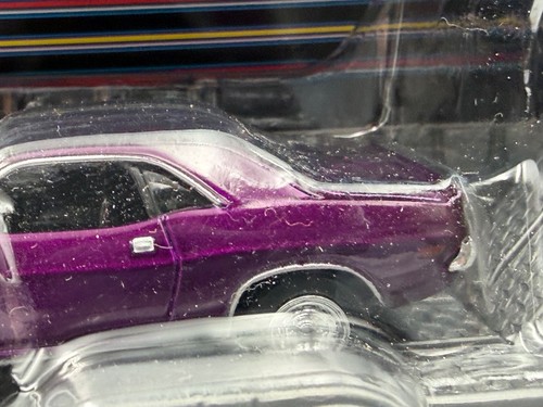 Motor Max American Classics Dodge Magnum towing Dodge Challenger, 1:64, NIB - Picture 10 of 18