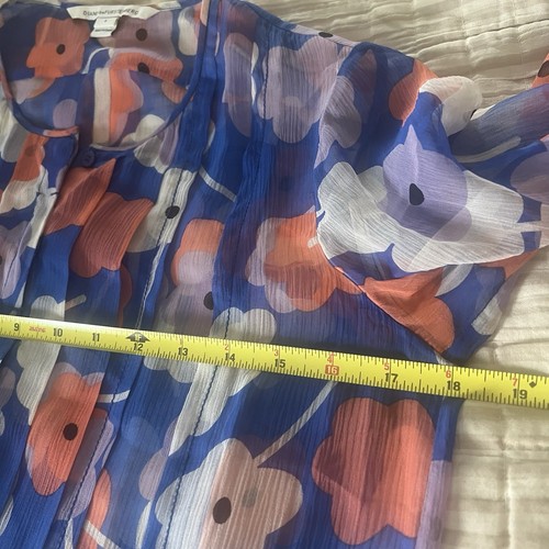 Diane Von Furstenberg Silk Chiffon Floral Blouse US 4 Pleated, Office Attire 60s - Picture 10 of 11