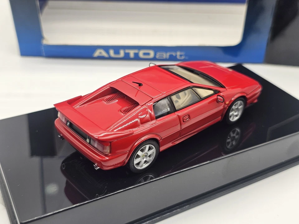 Lotus Esprit V8 1996 Rosso 1:43 AutoArt In Box - Immagine 3 di 3