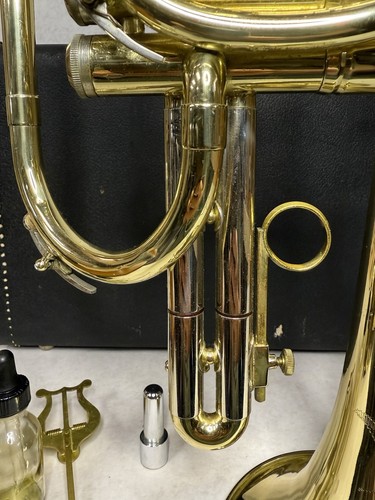 Rare Martin Committee flugelhorn CHARLIE CHISHOLM w/ MARTIN MOUTHPIECE & CASE C1 - Picture 12 of 24