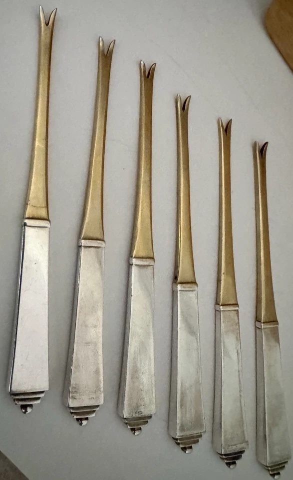 ORIGINAL SET OF 12 GEORG JENSEN GW STERLING PYRAMID LOBSTER PICKS OR FORKS - Image 3 of 4