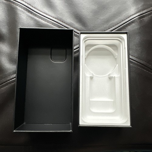 iPhone 11 Pro Max Empty Box 64GB Space Gray - 第 3/3 張圖片