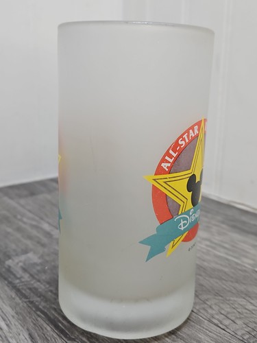 Taza de colección Disney's All-Star Resorts - Imagen 7 de 12